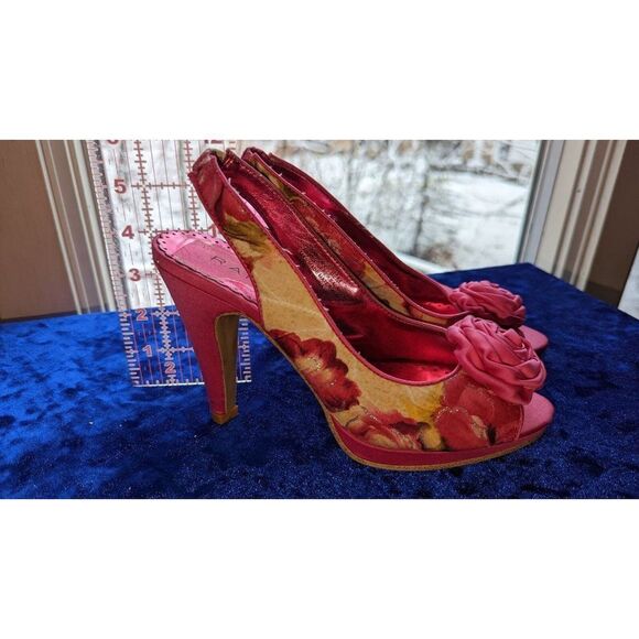 Rampage rosette heels, pink floral platform slingbacks size 6.5 - Picture 2 of 7